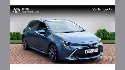 Used Toyota Corolla 122 HP (89 kW) 2022 Blue Hatchback