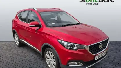Used MG ZS Excite 106 HP (77 kW) 2018 Red SUV