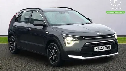 Grey Used 2023 Kia Niro SUV | £18,399 (Good price)