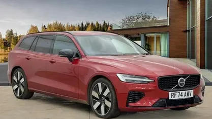 Used 2025 Volvo V60 Ultra Estate | £35,990 (Good price)