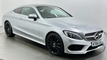 Usado Mercedes C250 AMG Line Premium Plus 204 HP (150 kW) 2017 Prateado Coupé