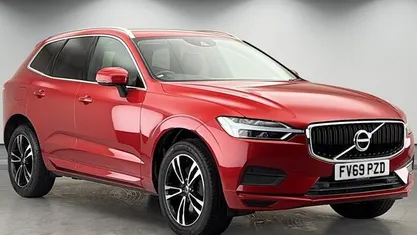 Used Volvo XC60 190 HP (139 kW) 2019 Fusion red SUV