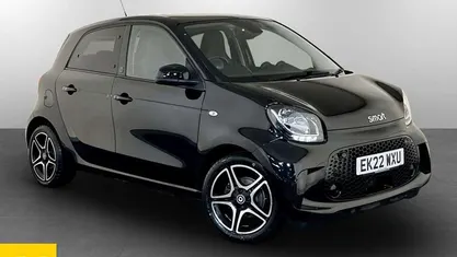 Used Smart ForFour Electric Drive Premium 60 kW (82 HP) 2022 Black Hatchback