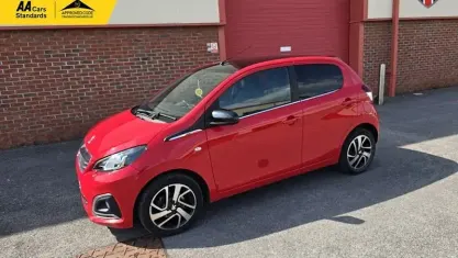 Used Peugeot 108 Allure 72 HP (52 kW) 2021 Red Hatchback