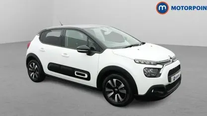 Used Citroën C3 PureTech 83 HP (61 kW) 2024 White Hatchback
