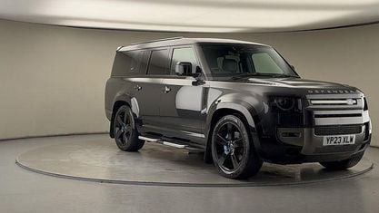 Usado Land Rover Defender HSE Dynamic 300 CV (220 kW) 2023 Gris SUV