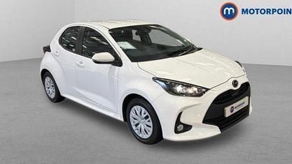 Second-hand Mazda 2 116 CP (85 kW) 2023 Alb Hatchback