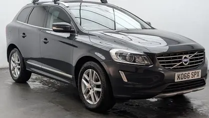 Grey Used 2017 Volvo XC60 SE Lux SUV | £15,150 (Fair price)