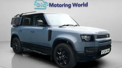 Used Land Rover Defender HSE Dynamic 300 HP (220 kW) 2024 Blue SUV