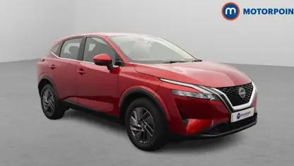 Used Nissan Qashqai Acenta Premium 140 HP (102 kW) 2023 Red SUV