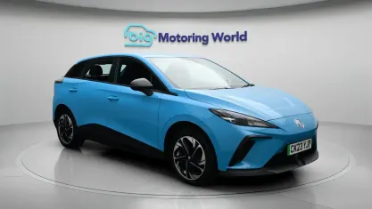 Usado MG MG4 EV SE 125 kW (170 CV) 2023 Utilitario