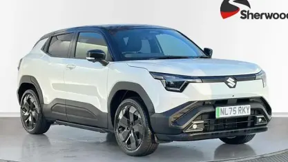 Used Suzuki e-Vitara 127 kW (174 HP) 2025 White SUV