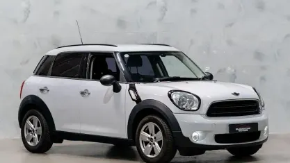 Used Mini ONE 98 HP (72 kW) 2015 White Hatchback