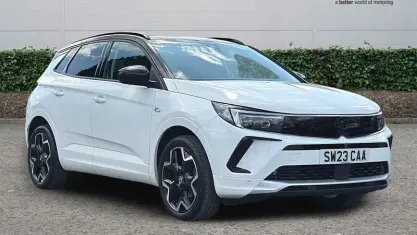 Used Vauxhall Grandland X Ultimate 131 HP (96 kW) 2023 White SUV
