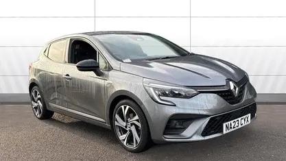Used Renault Clio V RS Line 90 HP (66 kW) 2023 Grey Hatchback