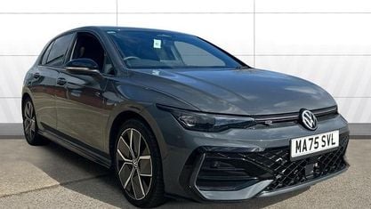 Second-hand VW Golf VIII Black Edition 150 CP (110 kW) 2025 Hatchback