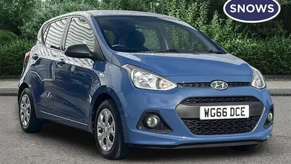 Used Hyundai i10 66 HP (48 kW) 2016 Blue Hatchback