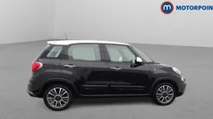 Black/white Used 2021 Fiat 500L Cross MPV | £11,099 (Fair price)