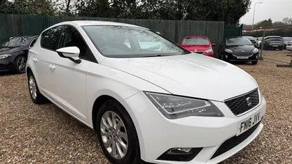 Used Seat Leon SE 110 HP (80 kW) 2016 White Hatchback