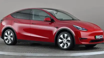 Used Tesla Model Y Long Range AWD 286 kW (389 HP) 2025 SUV