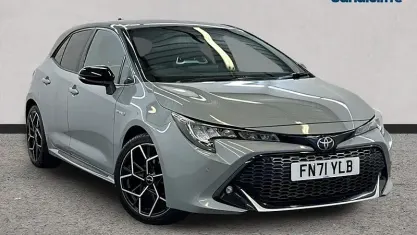 Usado Toyota Corolla Sport 184 HP (135 kW) 2022 Citadino
