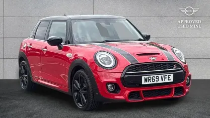 Used Mini Cooper S Hatch 192 HP (141 kW) 2019 Red Hatchback