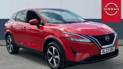 Used Nissan Qashqai N-Connecta 158 HP (116 kW) 2023 Red SUV