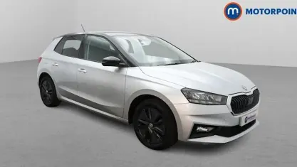 Usado Skoda Fabia Colour Edition 80 CV (58 kW) 2024 Plateado Utilitario