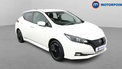 Used Nissan Leaf N-Connecta 110 kW (150 HP) 2023 White Hatchback