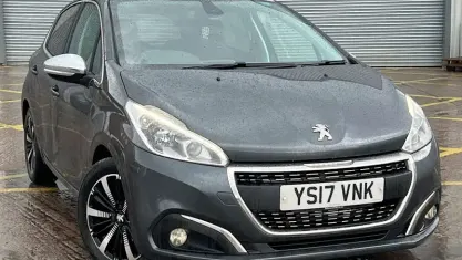 Używany Peugeot 208 Allure Premium 82 KM (60 kW) 2018 Hatchback