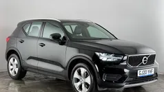 Black Used 2020 Volvo XC40 Momentum SUV | £15,100 (Fair price)