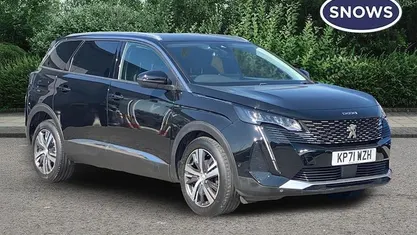 Begagnad Peugeot 5008 Allure Premium 131 HK (96 kW) 2021 Svart SUV