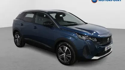 Używany Peugeot 3008 Active 131 KM (96 kW) 2023 Niebieski SUV
