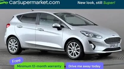 Begagnad Ford Fiesta Titanium 101 HK (74 kW) 2021 Halvkombi
