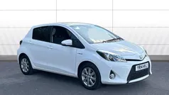 Used 2014 Toyota Yaris Hybrid Hatchback | £9,995 (Fair price)