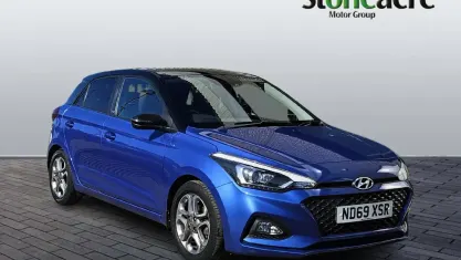 Used Hyundai i20 84 HP (61 kW) 2020 Blue Hatchback