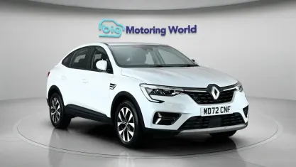 Used Renault Arkana Evolution 145 HP (106 kW) 2022 White SUV