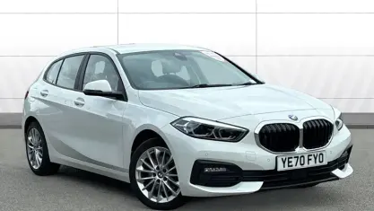 Usado BMW 118 Comfort Edition 140 CV (102 kW) 2020 Blanco Utilitario