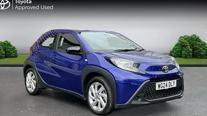 Used Toyota Aygo X PURE 72 HP (52 kW) 2024 SUV