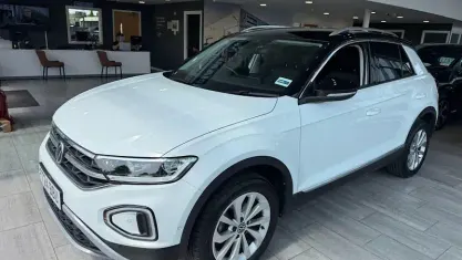 Used VW T-Roc Style 150 HP (110 kW) 2025 SUV