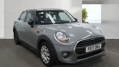 Used Mini ONE Hatch 102 HP (75 kW) 2017 Grey Hatchback