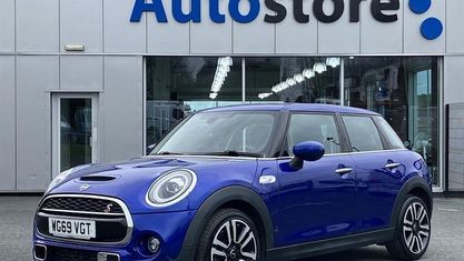 Begagnad Mini Cooper S Exclusive 192 HK (141 kW) 2020 Halvkombi