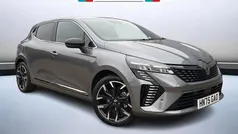 Diamond black New 2025 Renault Clio V Techno Hatchback | £19,598 (Good price)