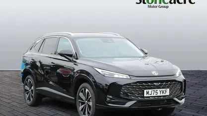 Used 2025 MG HS SE SUV | £22,995 (Super price)