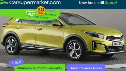 Usado Kia XCeed 141 HP (103 kW) 2023 Amarelo SUV