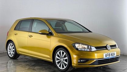 Usado VW Golf VII GT 150 HP (110 kW) 2018 Amarelo Citadino