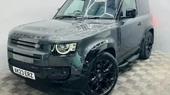 Used 2025 Land Rover Defender SE Dynamic Estate | £54,490 (Super price)