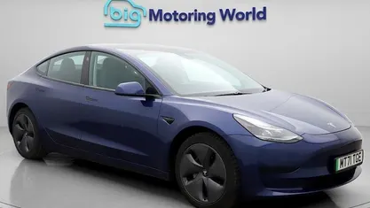 Used 2021 Tesla Model 3 Standard Range Plus Sedan | £14,300 (Fair price)