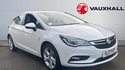 Used 2019 Vauxhall Astra SRi Hatchback | £9,935 (Fair price)