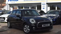 Black Used 2018 Mini Cooper Hatch Hatchback | £8,950 (Good price)
